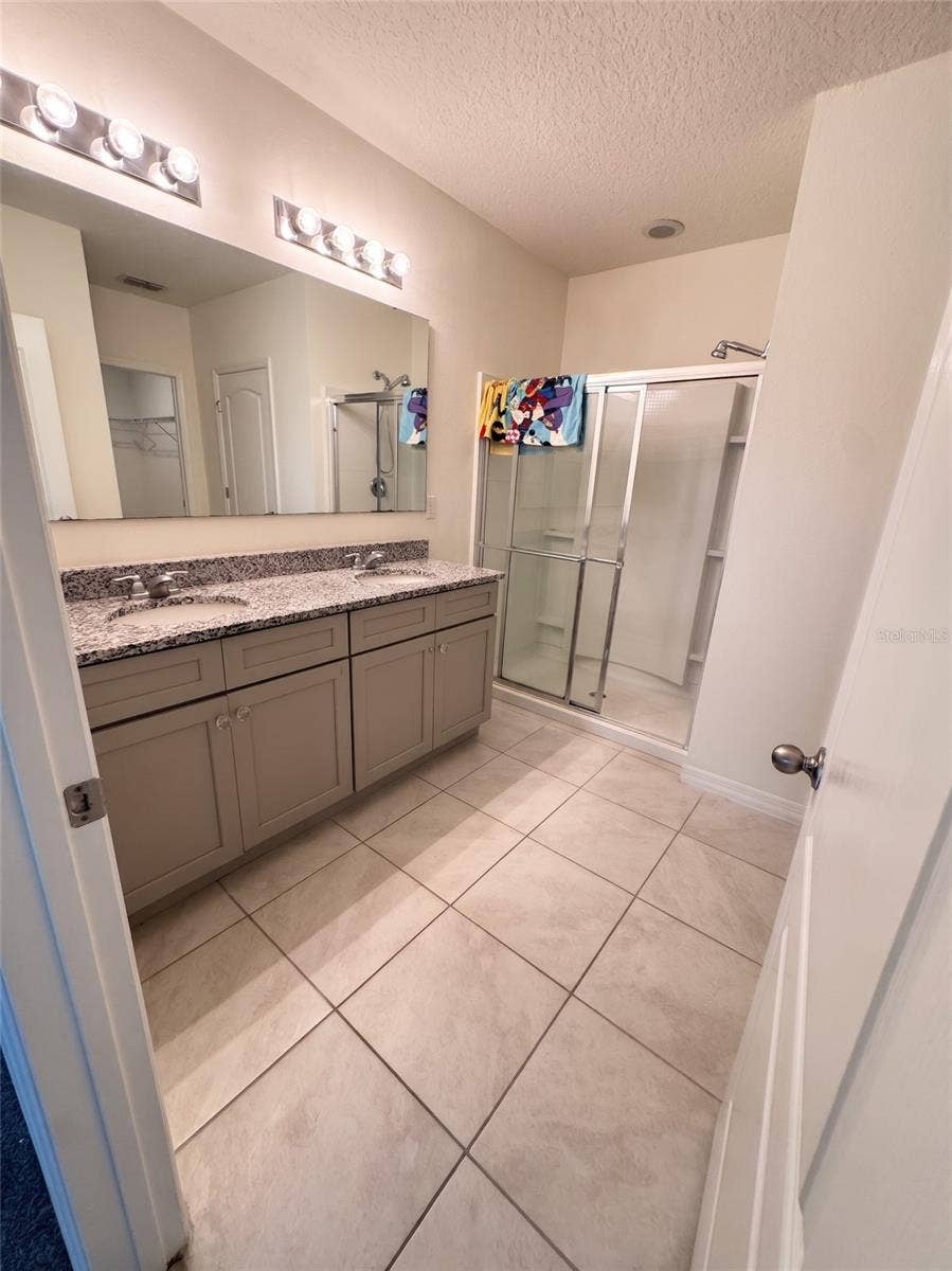 376 TANGLEWOOD DRIVE, Davenport, FL 33896