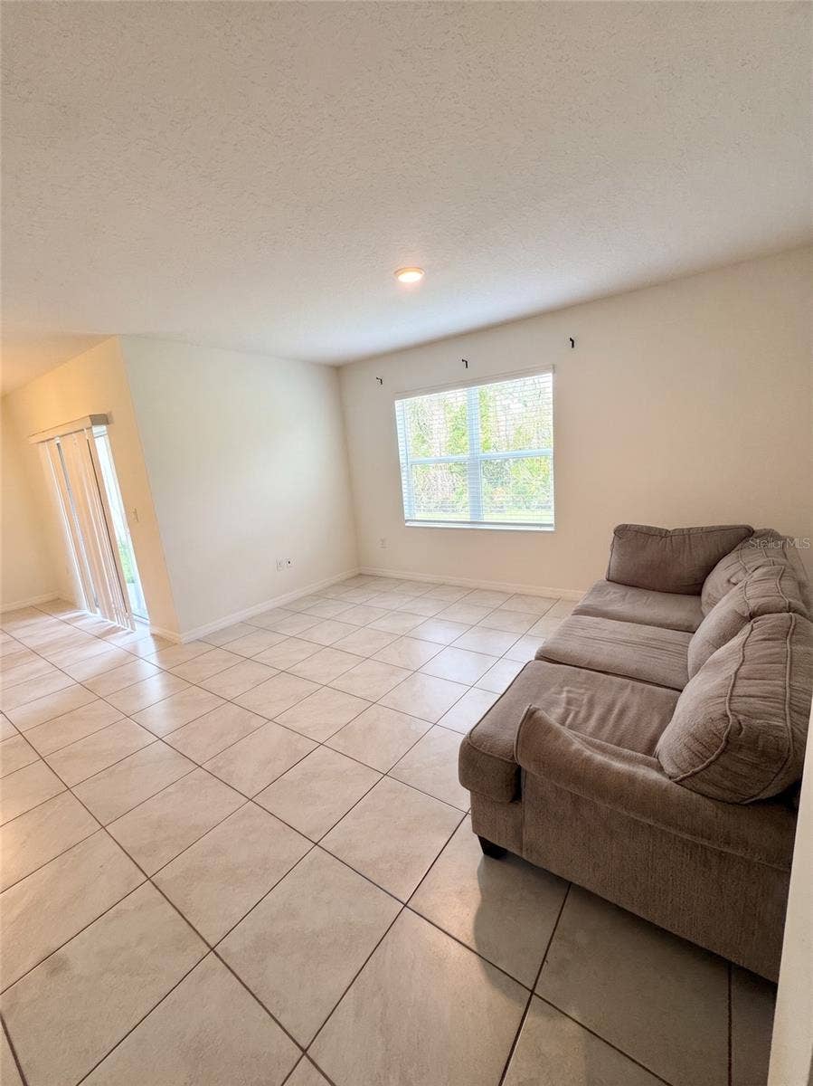 376 TANGLEWOOD DRIVE, Davenport, FL 33896
