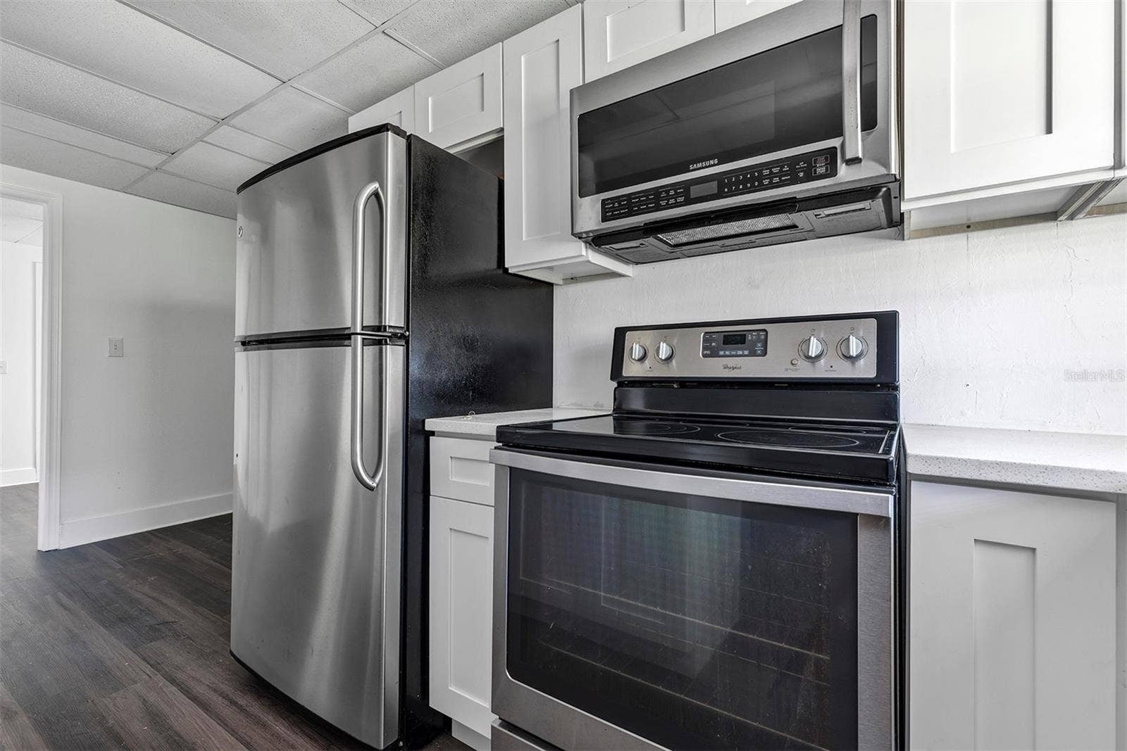 2027 30TH AVENUE N, St Petersburg, FL 33713