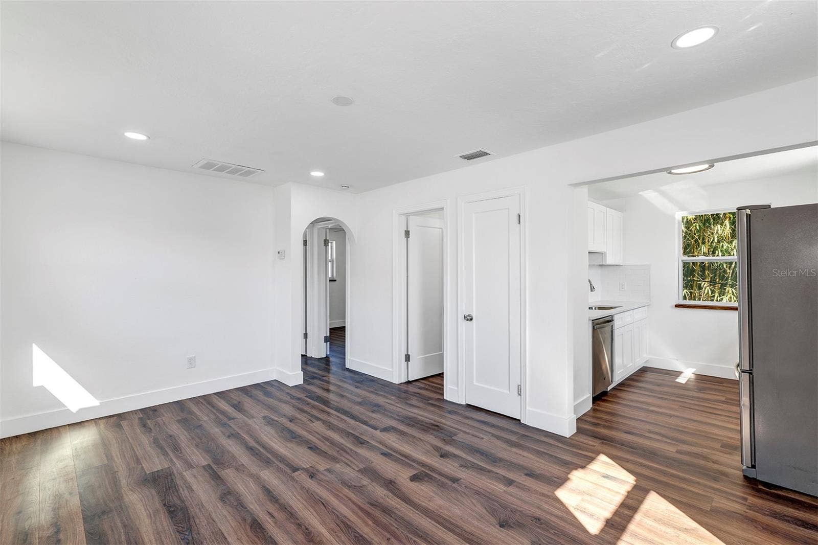 2027 30TH AVENUE N, St Petersburg, FL 33713