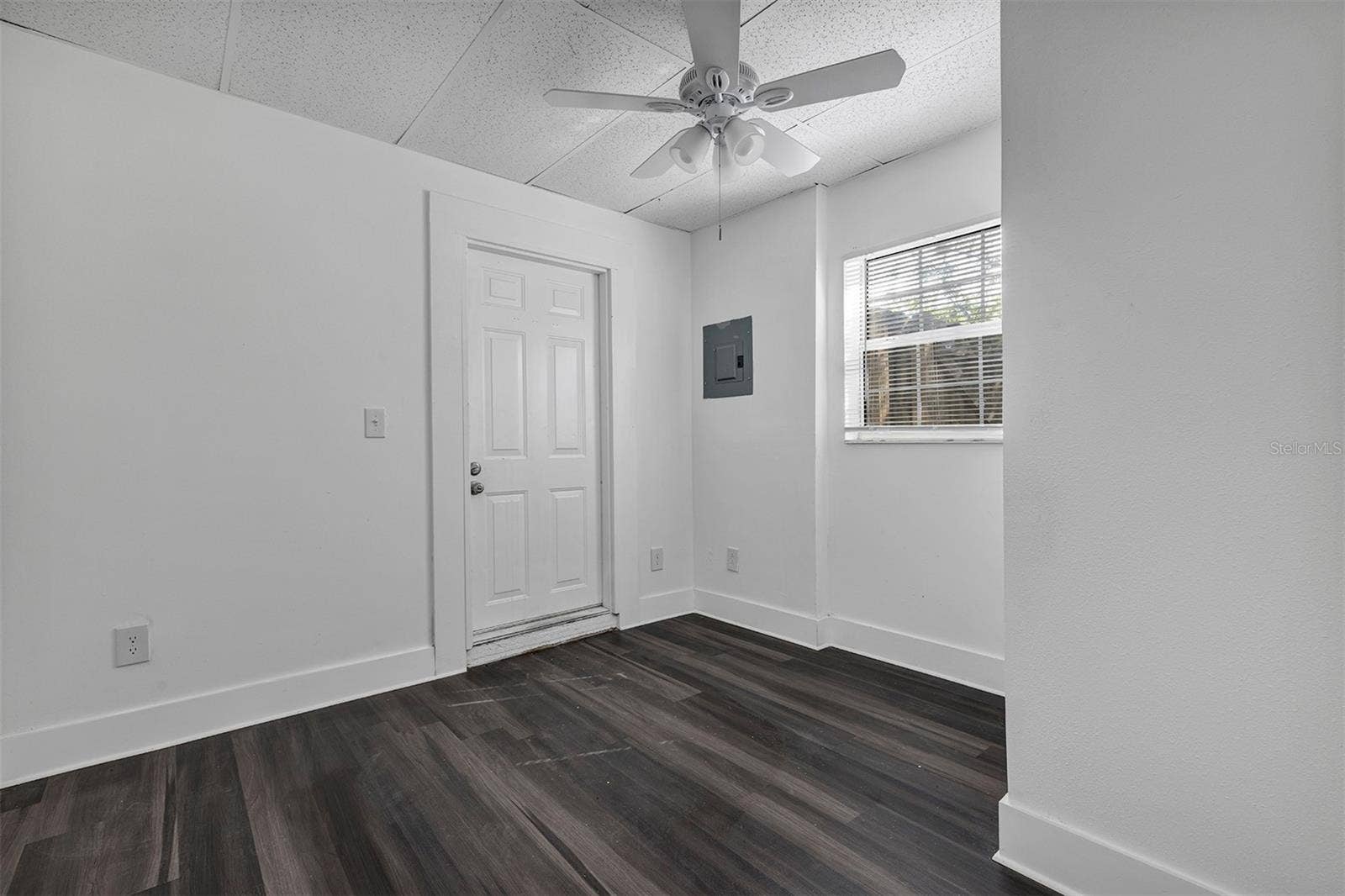 2027 30TH AVENUE N, St Petersburg, FL 33713