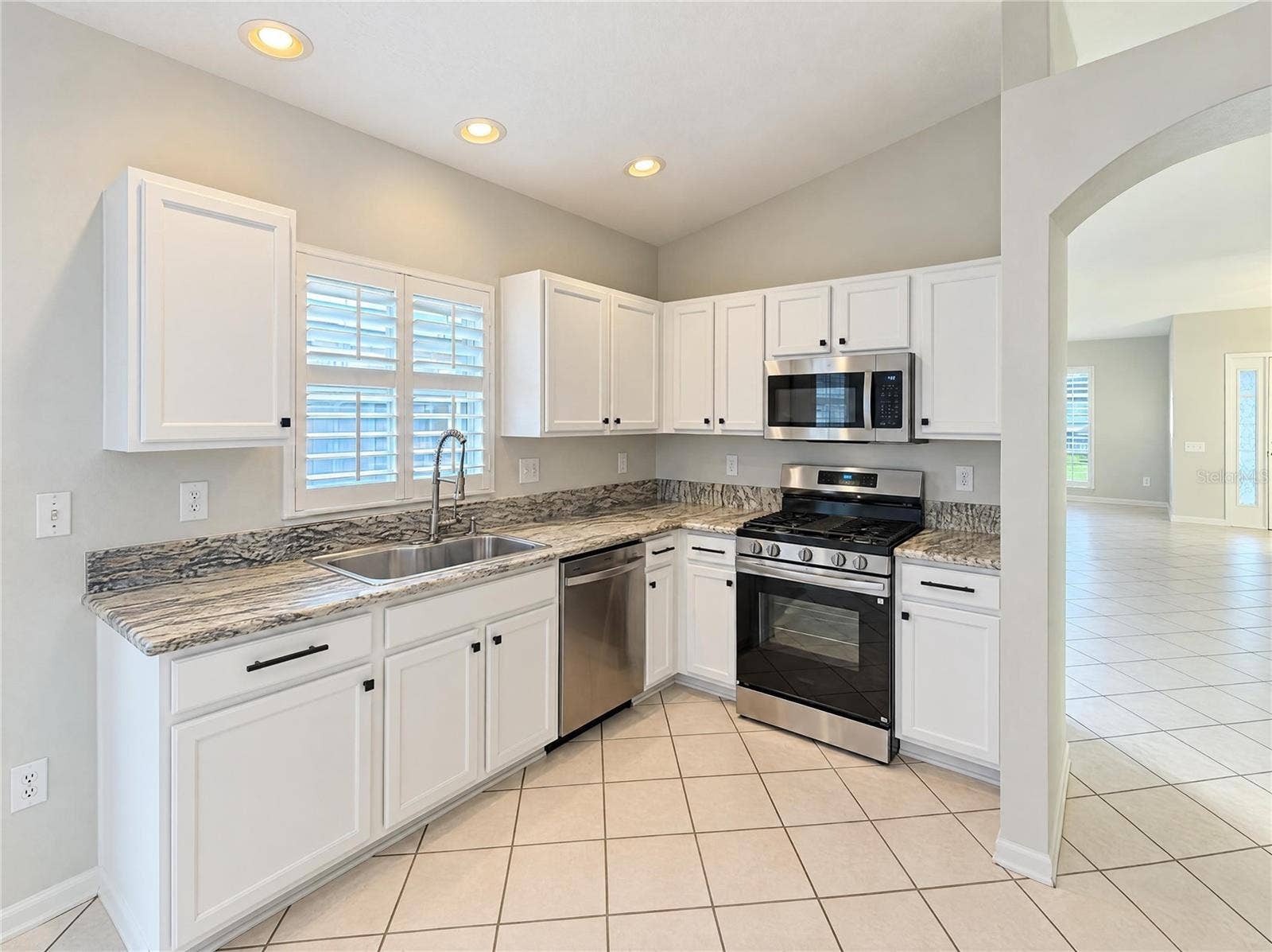 30447 IVERSON DRIVE, Wesley Chapel, FL 33543 30447 IVERSON DRIVE, Wesley Chapel, FL 33543