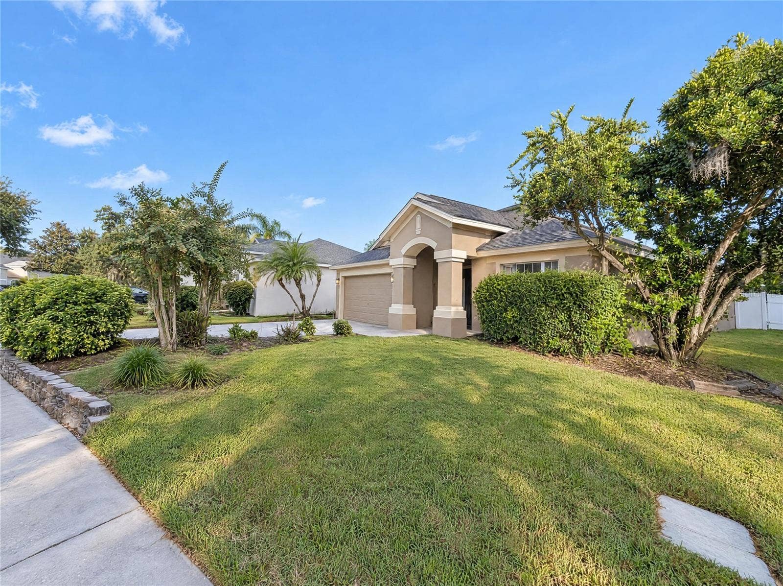 30447 IVERSON DRIVE, Wesley Chapel, FL 33543 30447 IVERSON DRIVE, Wesley Chapel, FL 33543