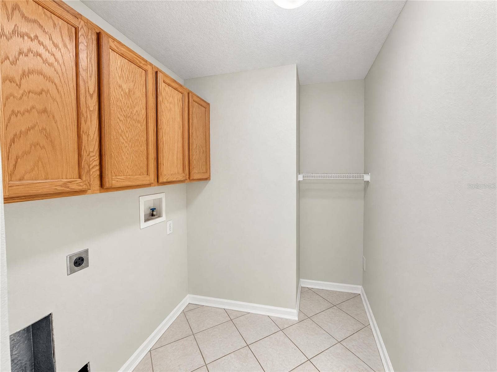 30447 IVERSON DRIVE, Wesley Chapel, FL 33543 30447 IVERSON DRIVE, Wesley Chapel, FL 33543