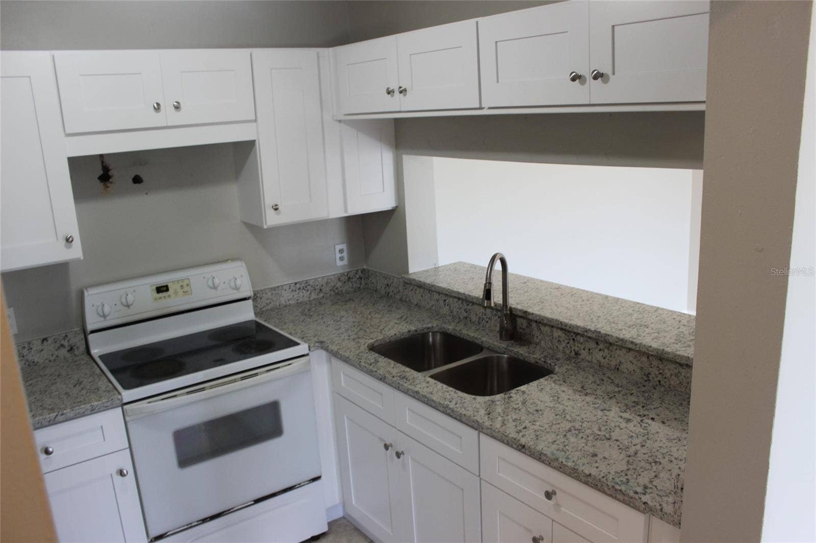 5231 VIA HACIENDA CIRCLE, #B218, Orlando, FL 32839 5231 VIA HACIENDA CIRCLE, #B218, Orlando, FL 32839