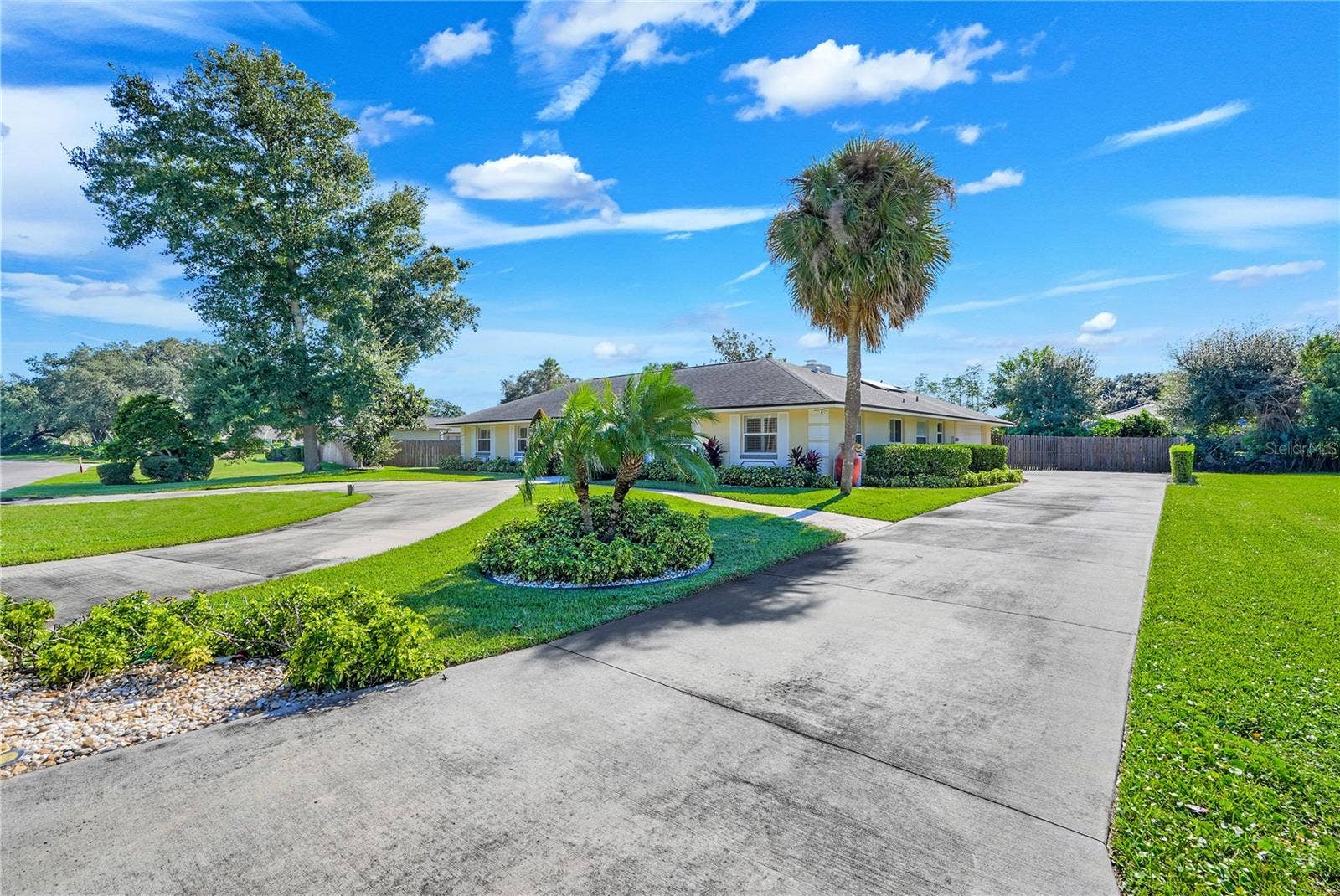 7606 ORANGE TREE LANE, Orlando, FL 32819 7606 ORANGE TREE LANE, Orlando, FL 32819