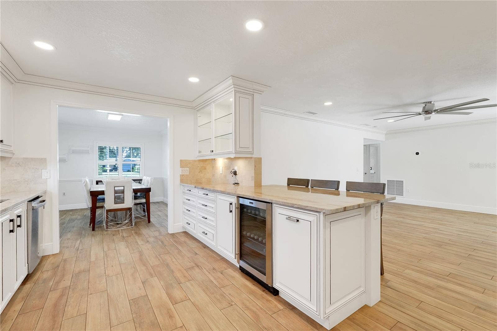 7606 ORANGE TREE LANE, Orlando, FL 32819 7606 ORANGE TREE LANE, Orlando, FL 32819