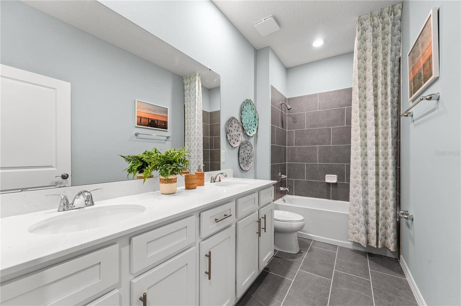 6068 RIVER FARM AVENUE, St Cloud, FL 34771 6068 RIVER FARM AVENUE, St Cloud, FL 34771