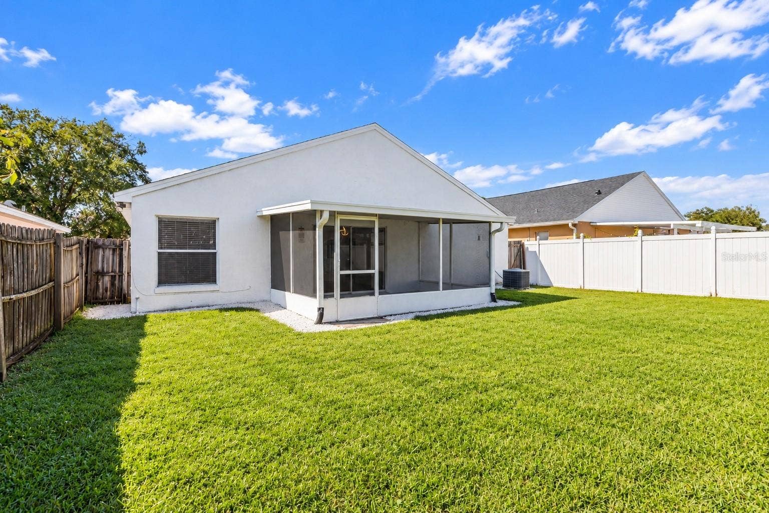 573 SHORT PINE CIRCLE, Orlando, FL 32807 573 SHORT PINE CIRCLE, Orlando, FL 32807