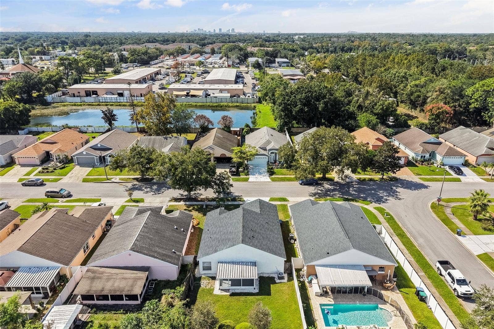 573 SHORT PINE CIRCLE, Orlando, FL 32807 573 SHORT PINE CIRCLE, Orlando, FL 32807