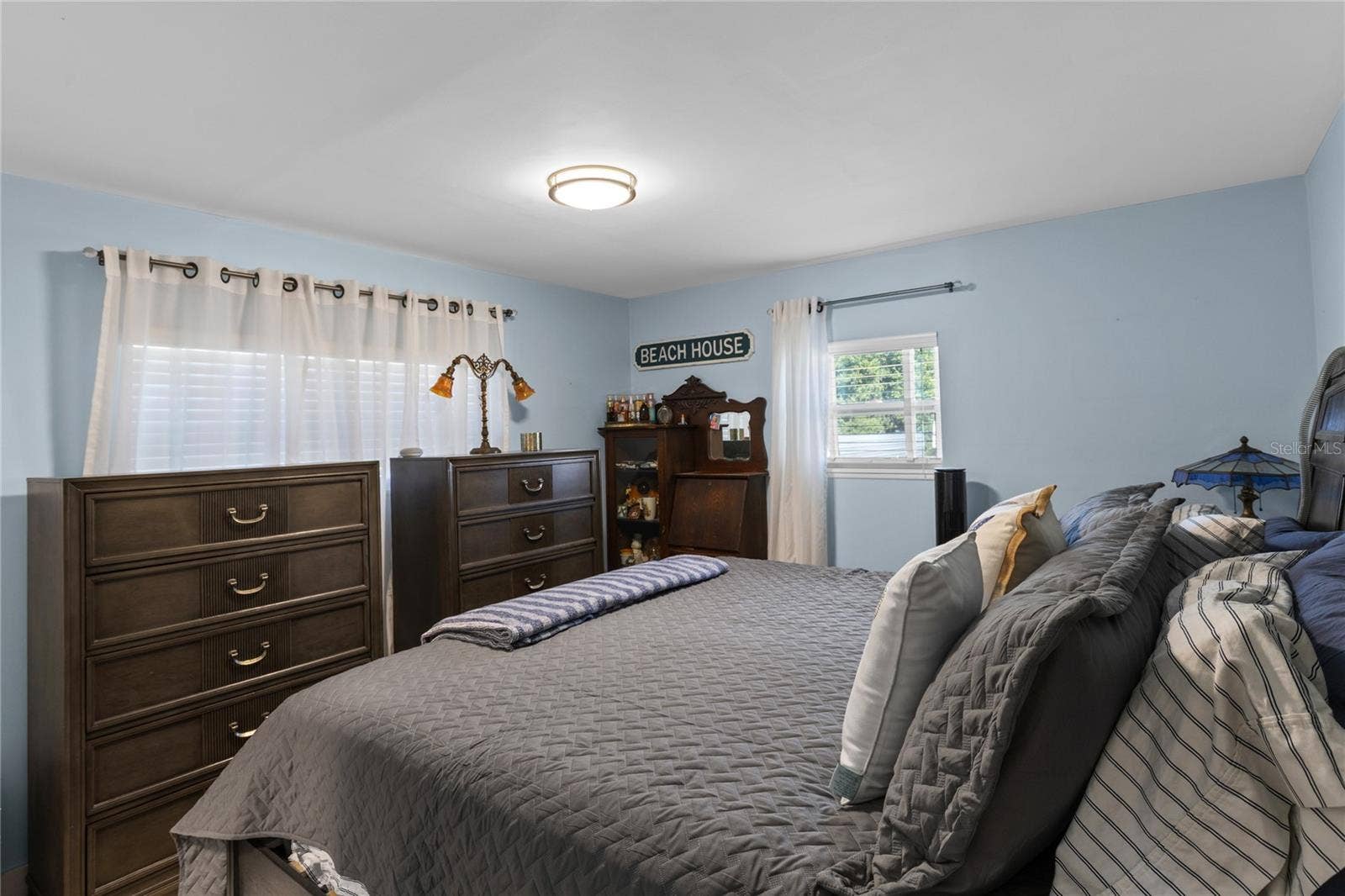 13419 MARYLAND AVENUE, Astatula, FL 34705 Primary bedroom.
