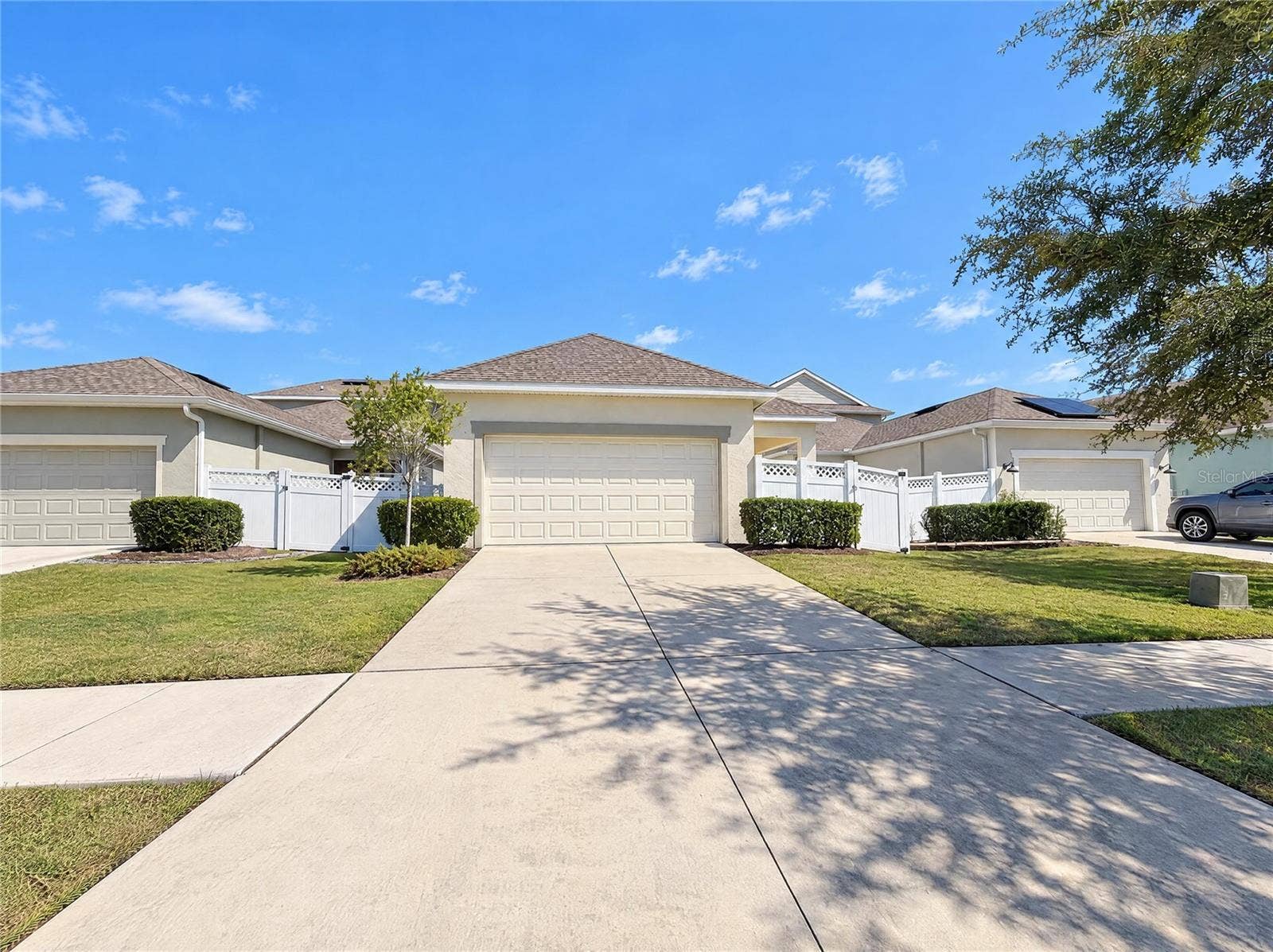 724 WINTERSIDE DRIVE, Apollo Beach, FL 33572 724 WINTERSIDE DRIVE, Apollo Beach, FL 33572
