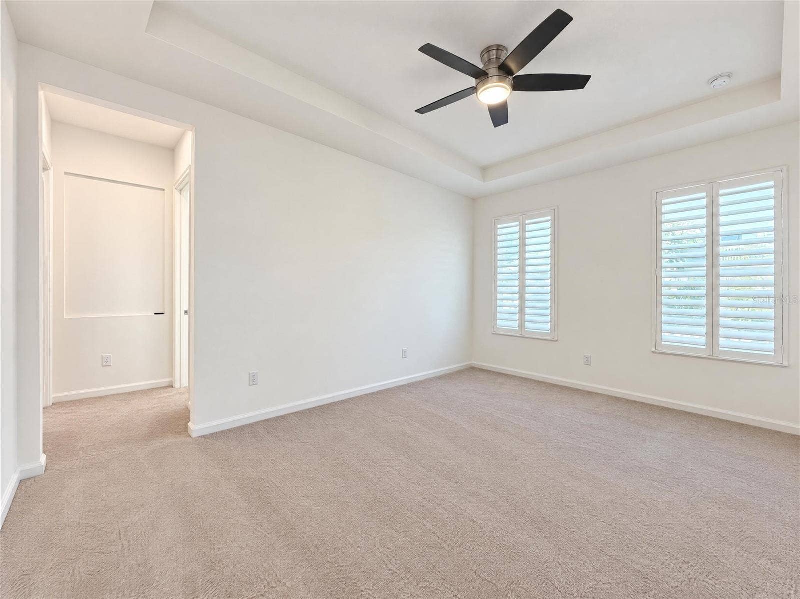 724 WINTERSIDE DRIVE, Apollo Beach, FL 33572 724 WINTERSIDE DRIVE, Apollo Beach, FL 33572