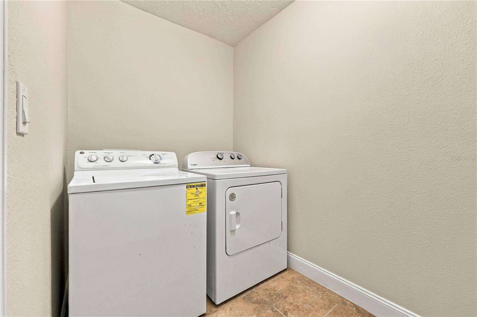 466 W NEW ENGLAND DRIVE, Elkton, FL 32033 466 W NEW ENGLAND DRIVE, Elkton, FL 32033