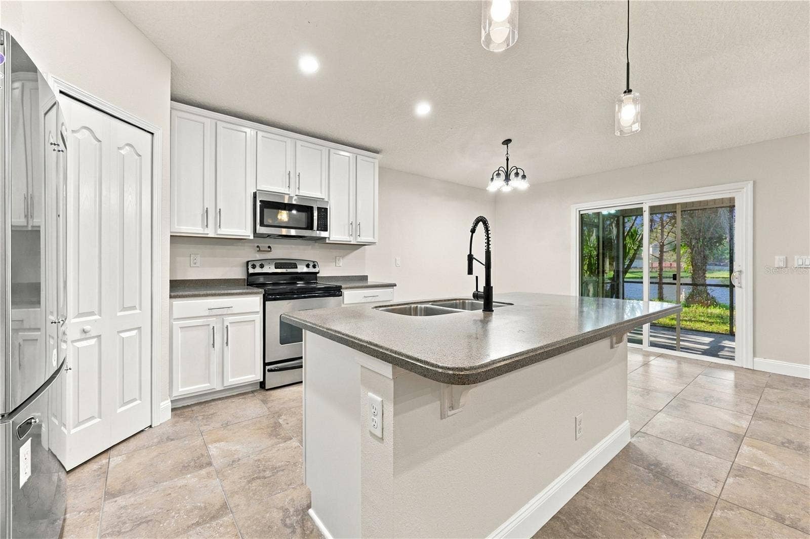 466 W NEW ENGLAND DRIVE, Elkton, FL 32033 466 W NEW ENGLAND DRIVE, Elkton, FL 32033