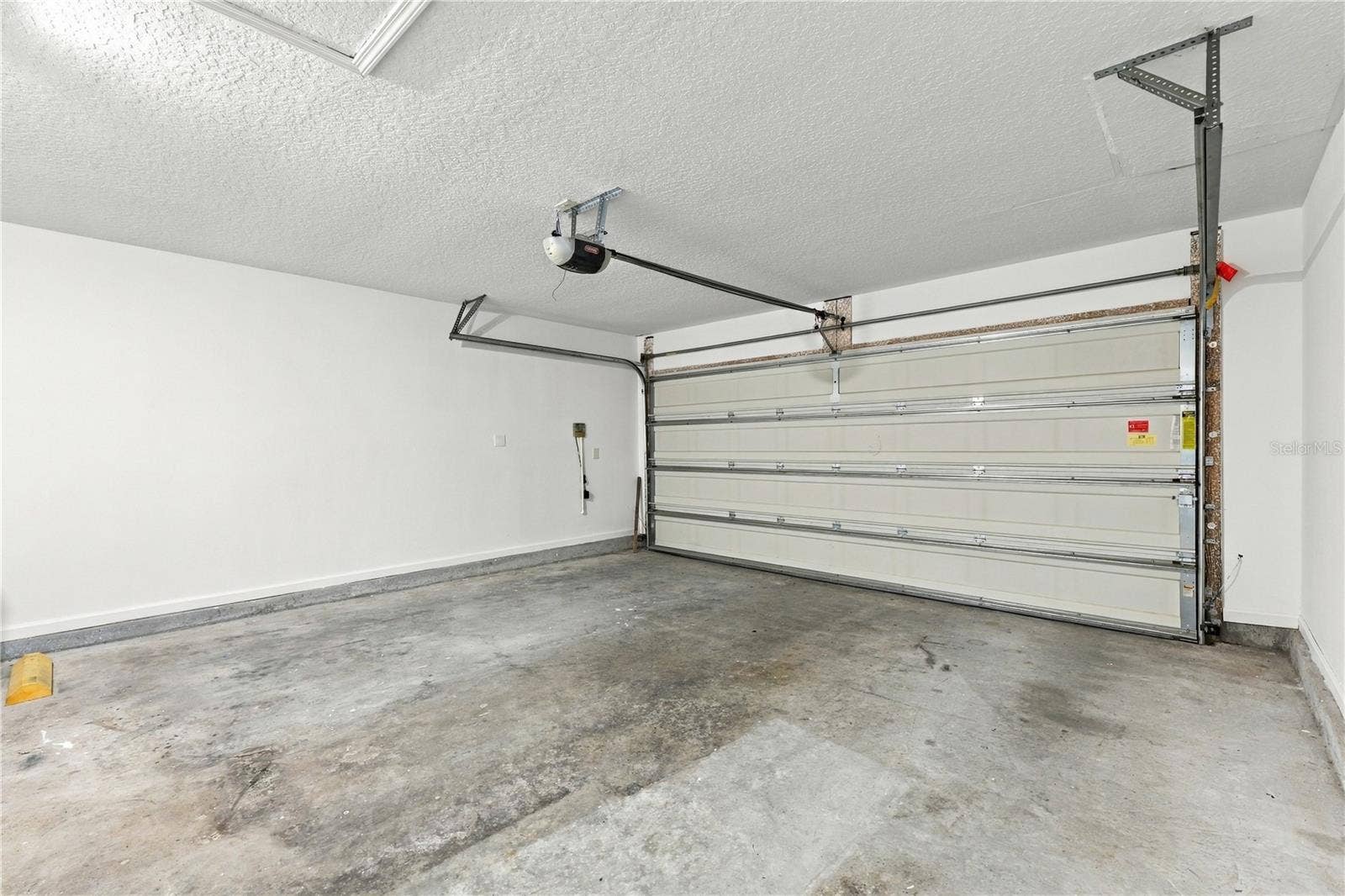 466 W NEW ENGLAND DRIVE, Elkton, FL 32033 466 W NEW ENGLAND DRIVE, Elkton, FL 32033