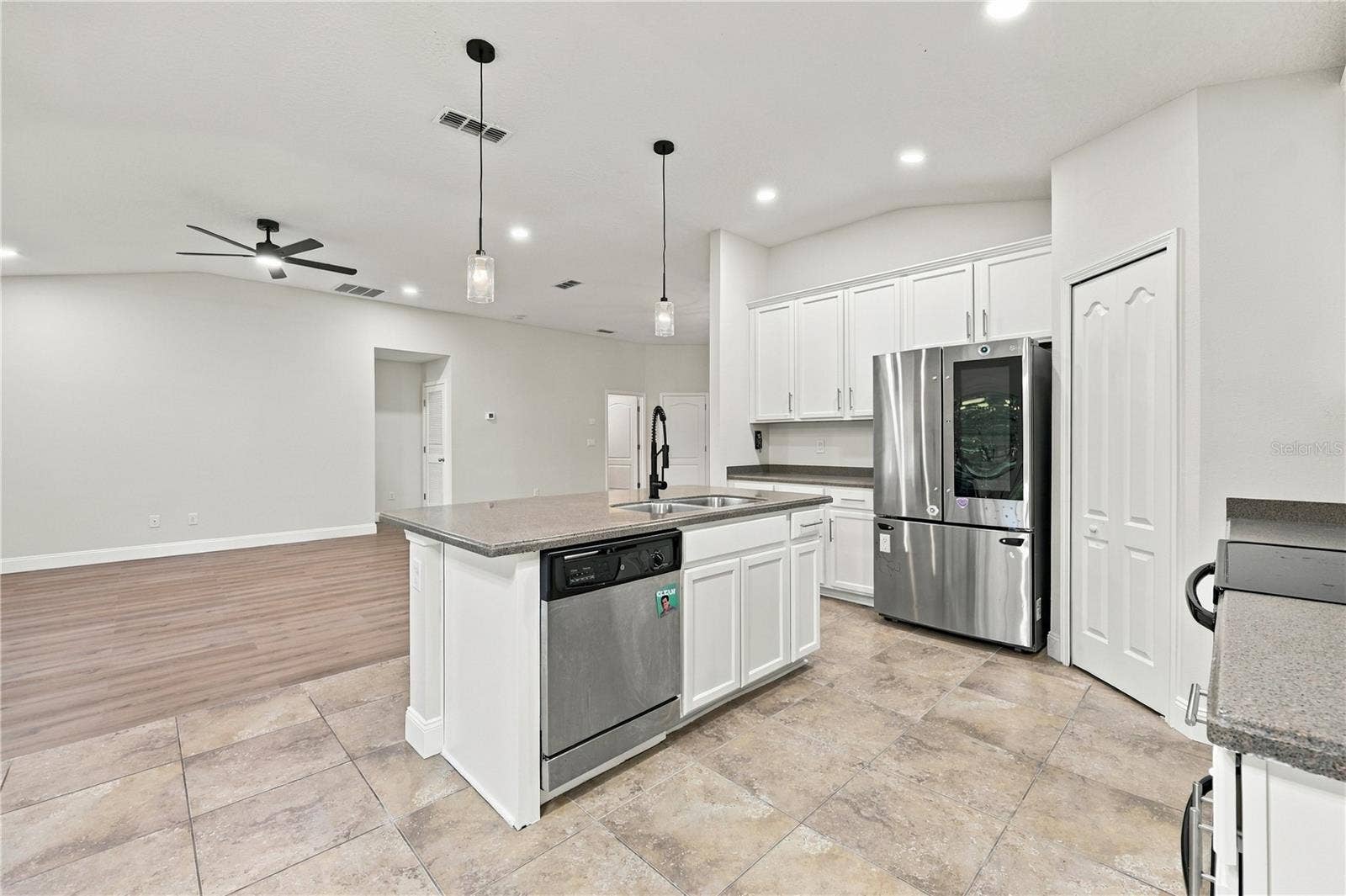 466 W NEW ENGLAND DRIVE, Elkton, FL 32033 466 W NEW ENGLAND DRIVE, Elkton, FL 32033