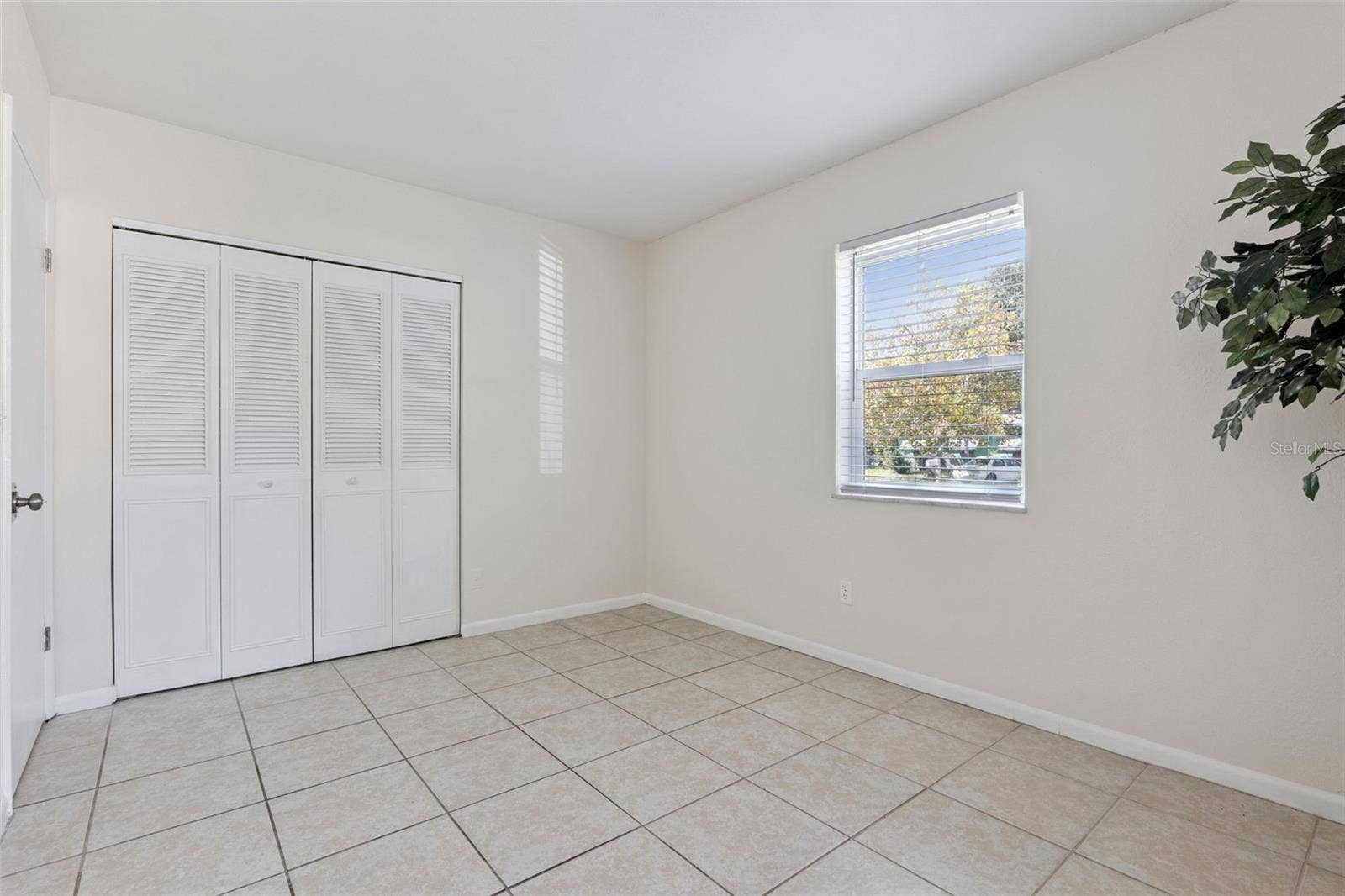 2489 BARBAROSSA AVENUE, Deltona, FL 32738 2489 BARBAROSSA AVENUE, Deltona, FL 32738