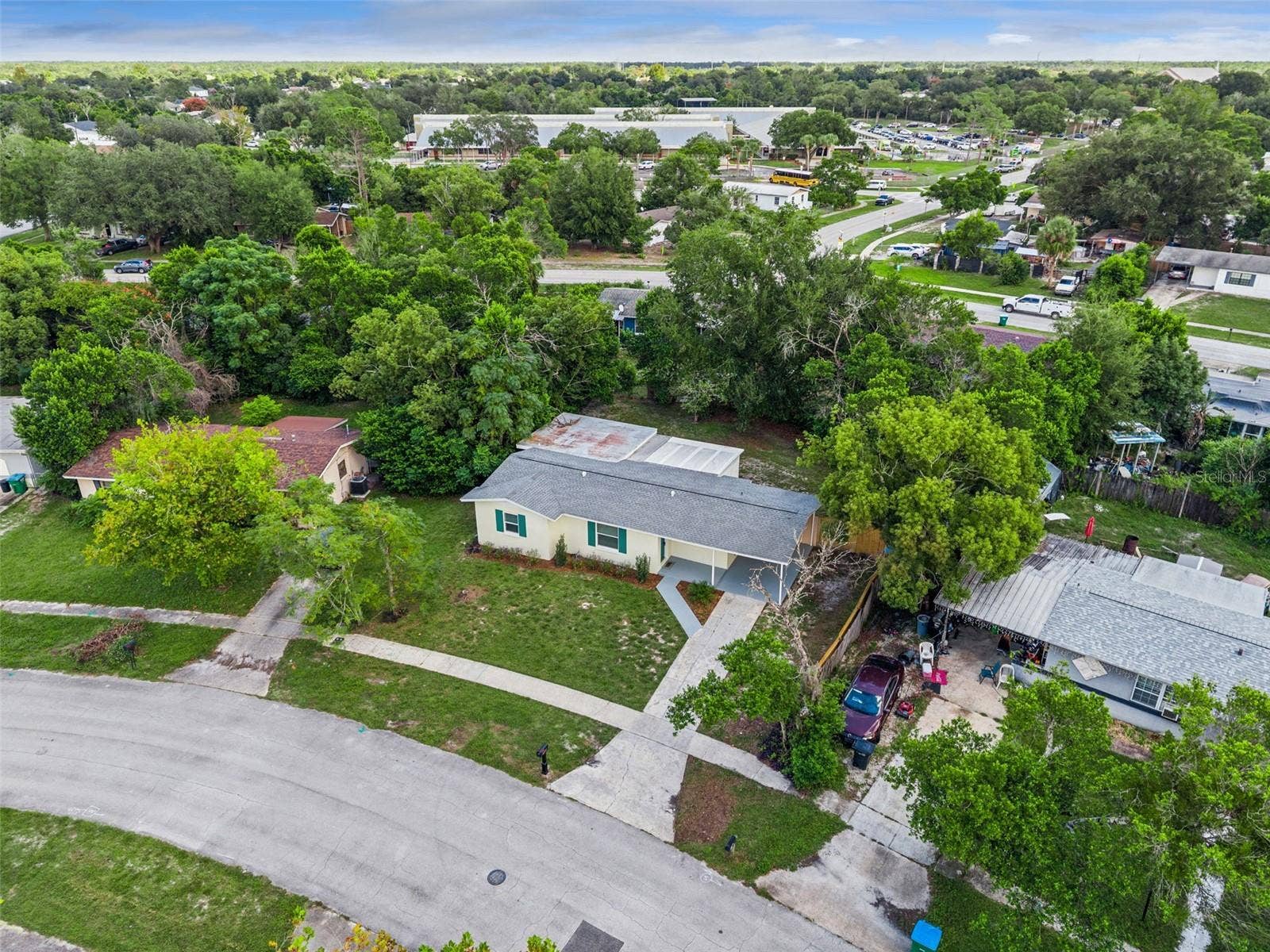 2489 BARBAROSSA AVENUE, Deltona, FL 32738 2489 BARBAROSSA AVENUE, Deltona, FL 32738