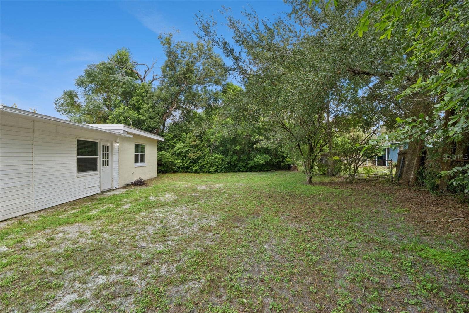 2489 BARBAROSSA AVENUE, Deltona, FL 32738 2489 BARBAROSSA AVENUE, Deltona, FL 32738