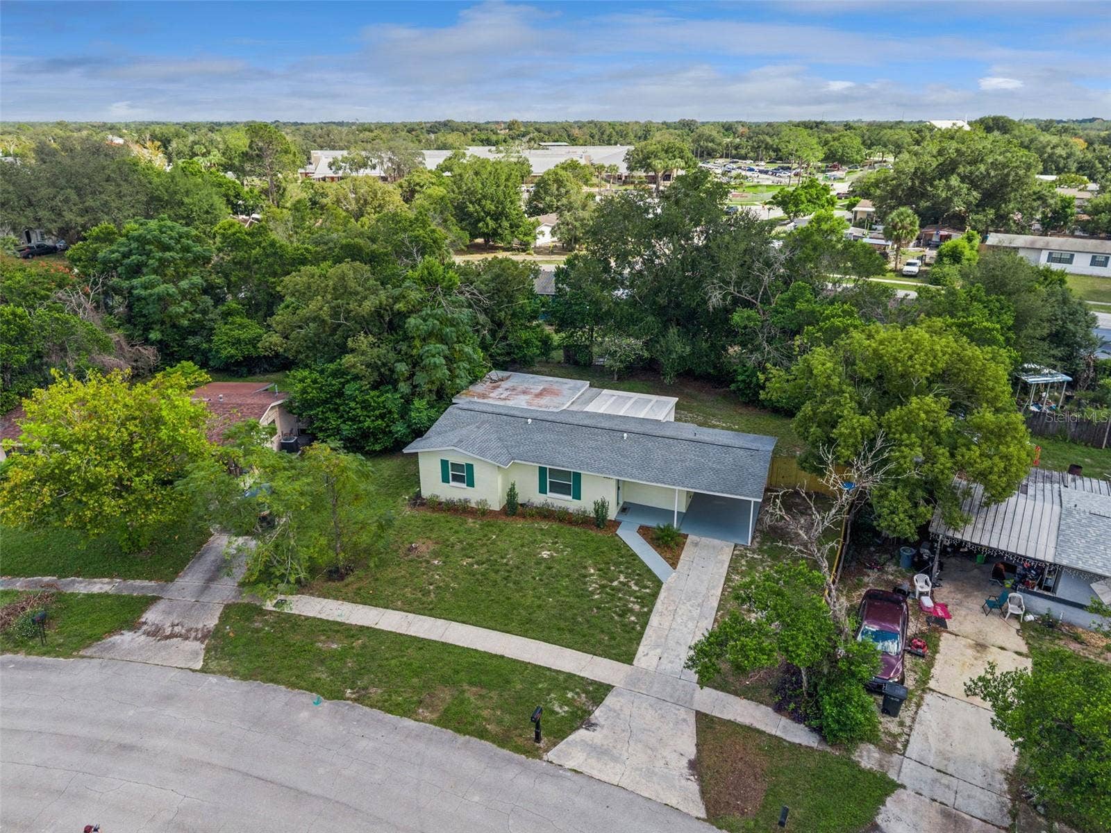 2489 BARBAROSSA AVENUE, Deltona, FL 32738 2489 BARBAROSSA AVENUE, Deltona, FL 32738