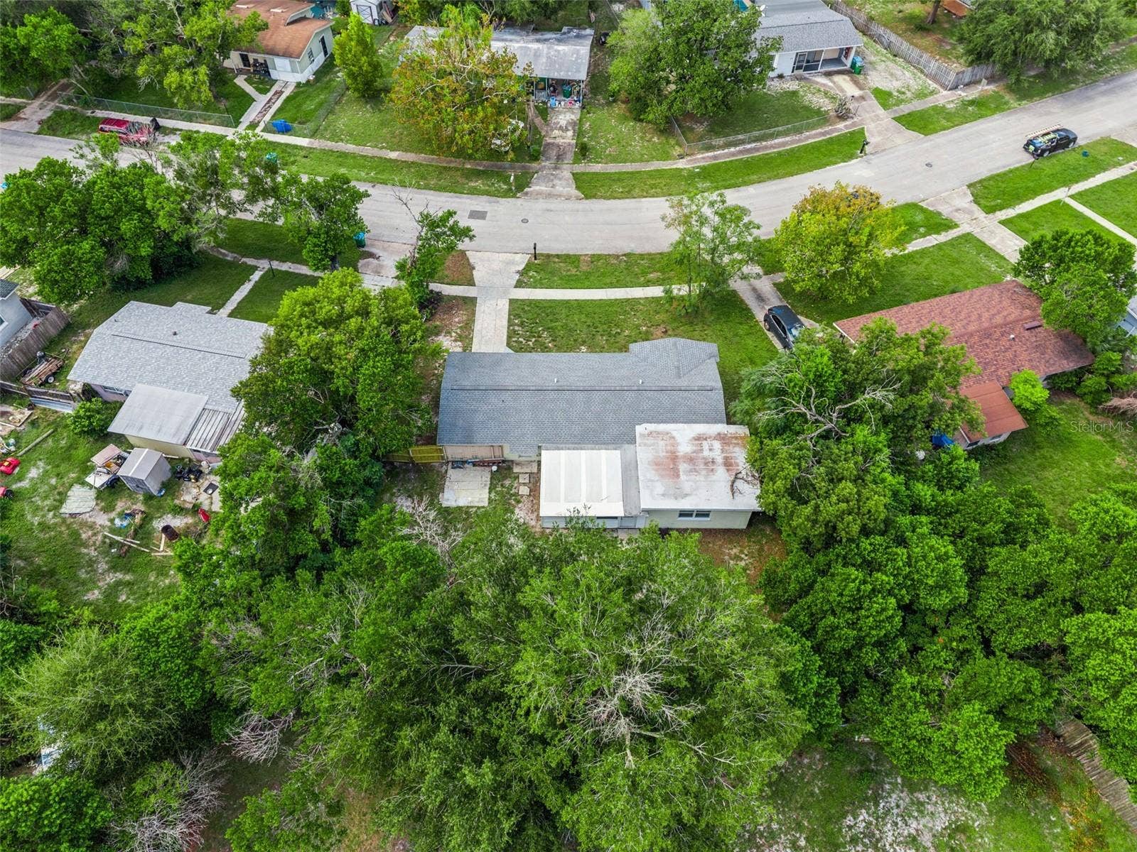 2489 BARBAROSSA AVENUE, Deltona, FL 32738 2489 BARBAROSSA AVENUE, Deltona, FL 32738
