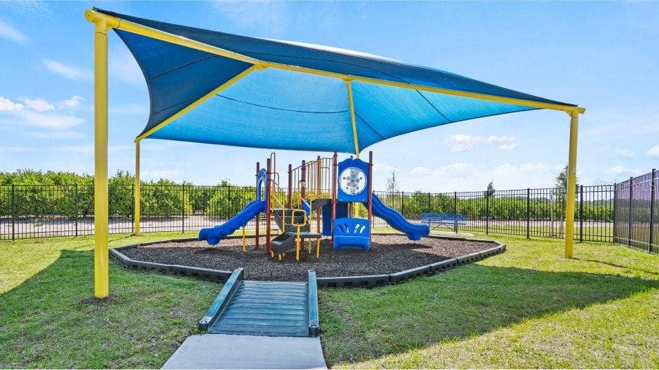 3084 CAPTAIN JAX WAY, Winter Haven, FL 33884 Amenities - Playground