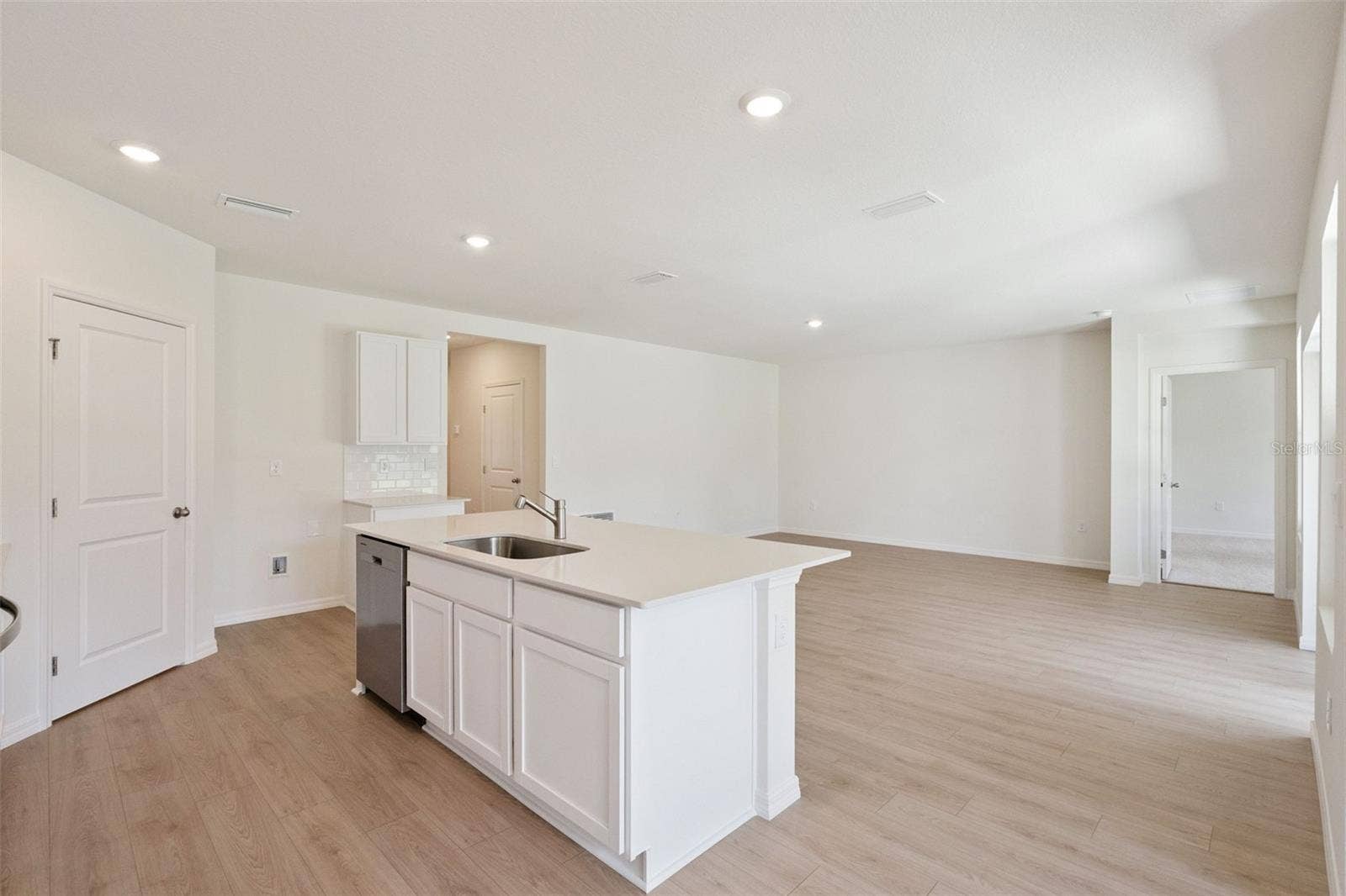 2526 DORSET COURT, Ormond Beach, FL 32174 2526 DORSET COURT, Ormond Beach, FL 32174