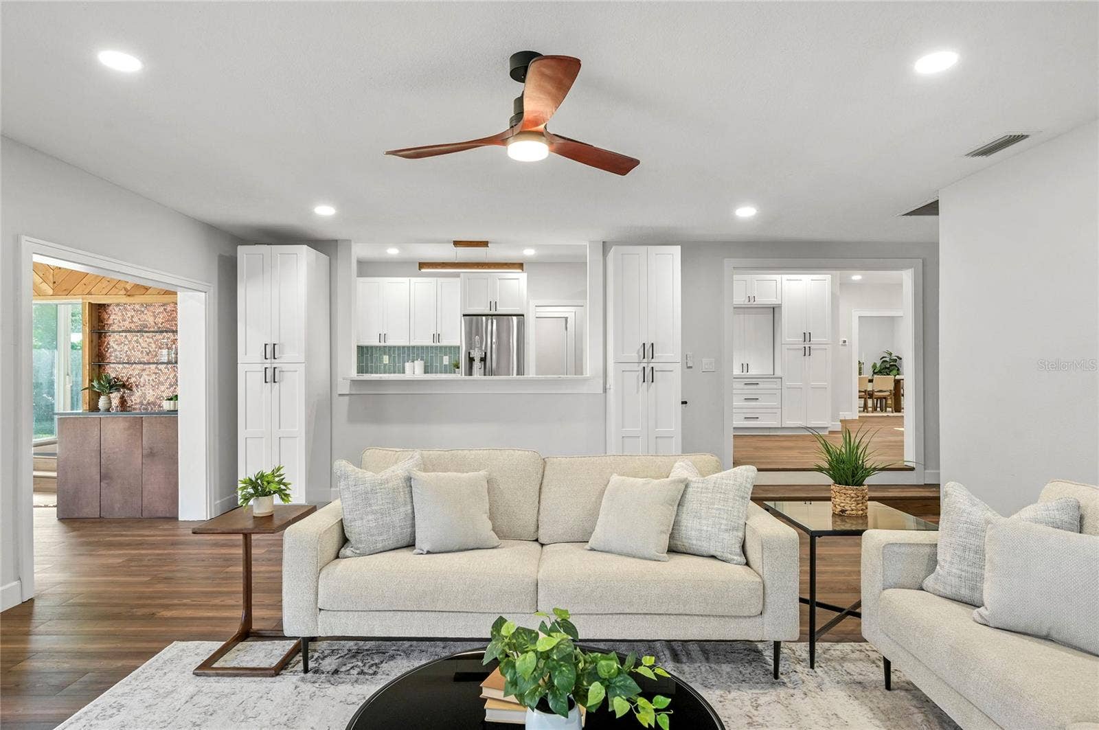 2330 WESTMINSTER CT., Winter Park, FL 32789 2330 WESTMINSTER CT., Winter Park, FL 32789