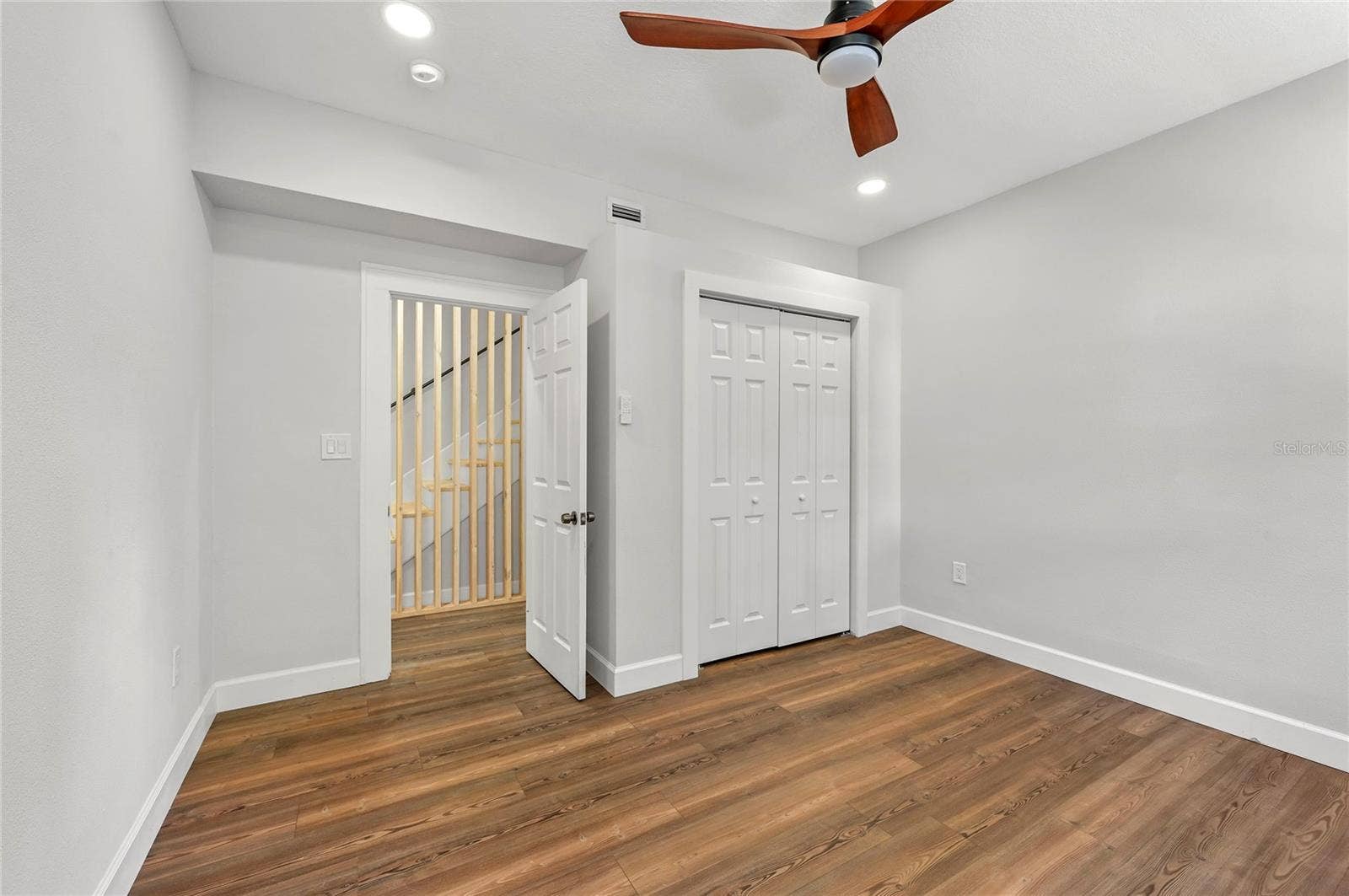 2330 WESTMINSTER CT., Winter Park, FL 32789 2330 WESTMINSTER CT., Winter Park, FL 32789