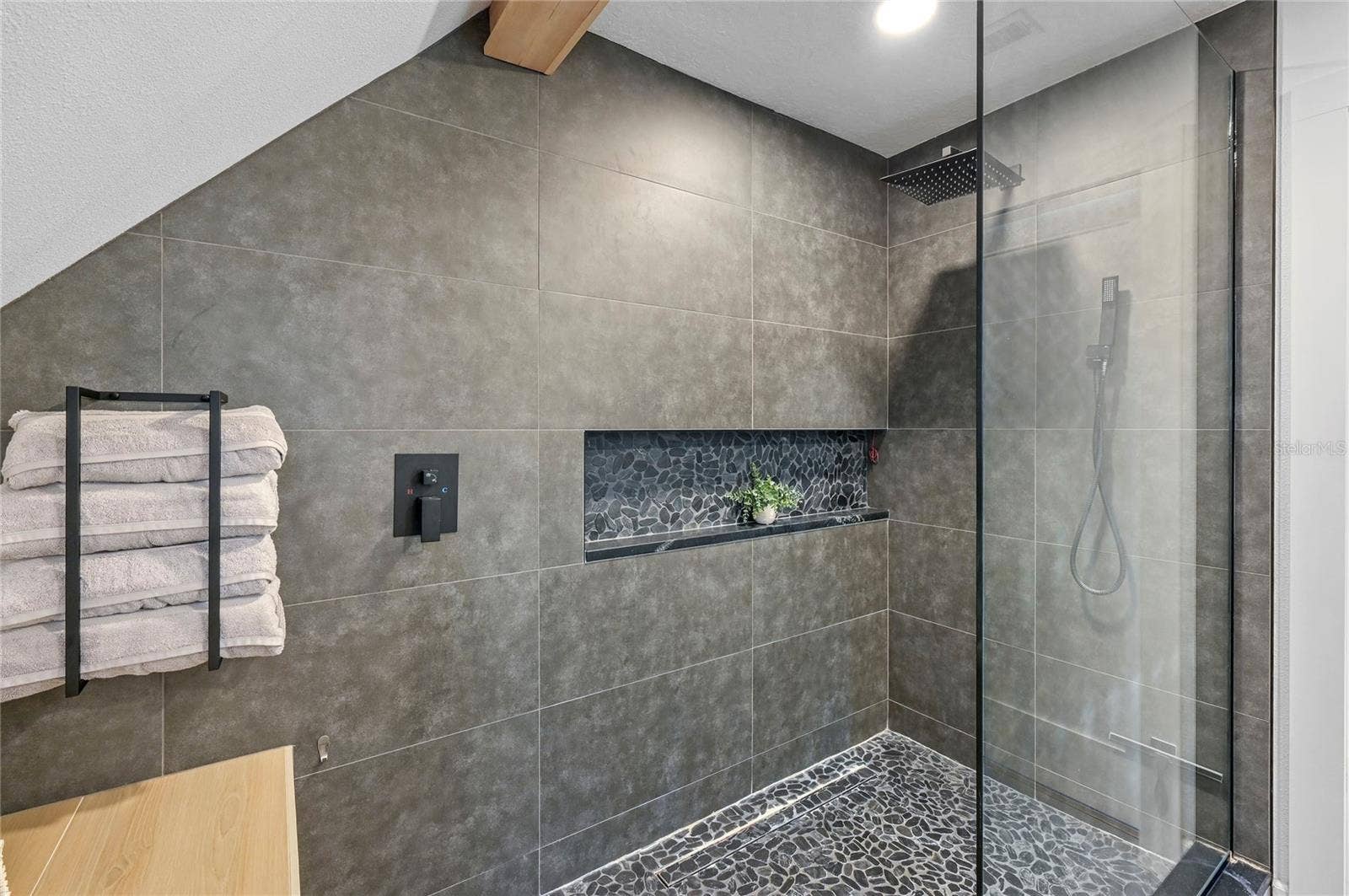 2330 WESTMINSTER CT., Winter Park, FL 32789 2330 WESTMINSTER CT., Winter Park, FL 32789