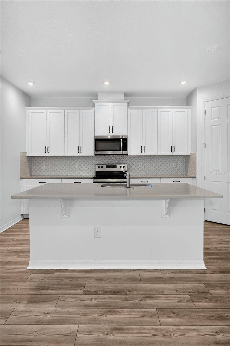 2960 ANGELONIA THORN WAY, Clermont, FL 34711 Kitchen 2