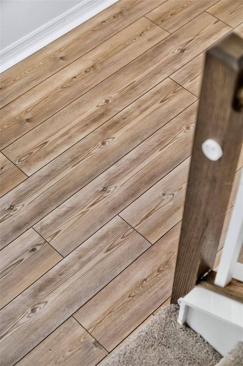 2960 ANGELONIA THORN WAY, Clermont, FL 34711 Staircase Detail