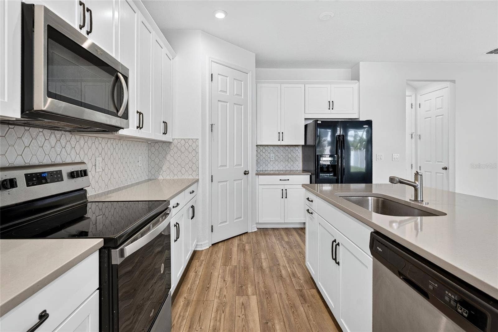 2960 ANGELONIA THORN WAY, Clermont, FL 34711 Kitchen 3