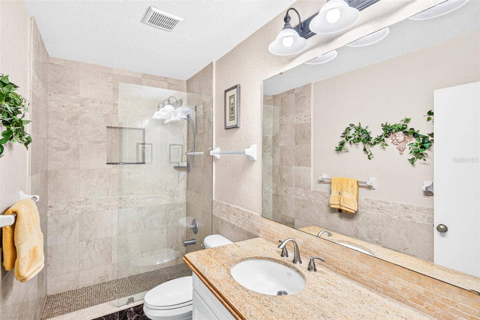2600 E IRLO BRONSON MEMORIAL HIGHWAY, Kissimmee, FL 34744