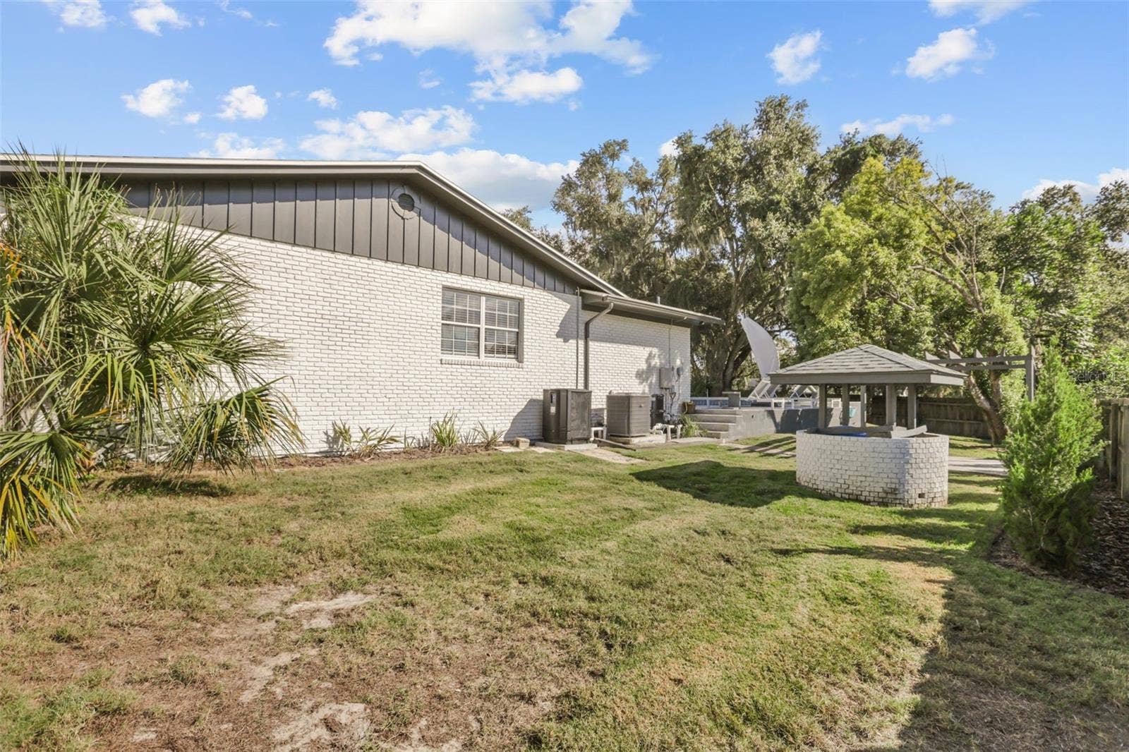 102 LINDA LANE, Lake Mary, FL 32746 102 LINDA LANE, Lake Mary, FL 32746