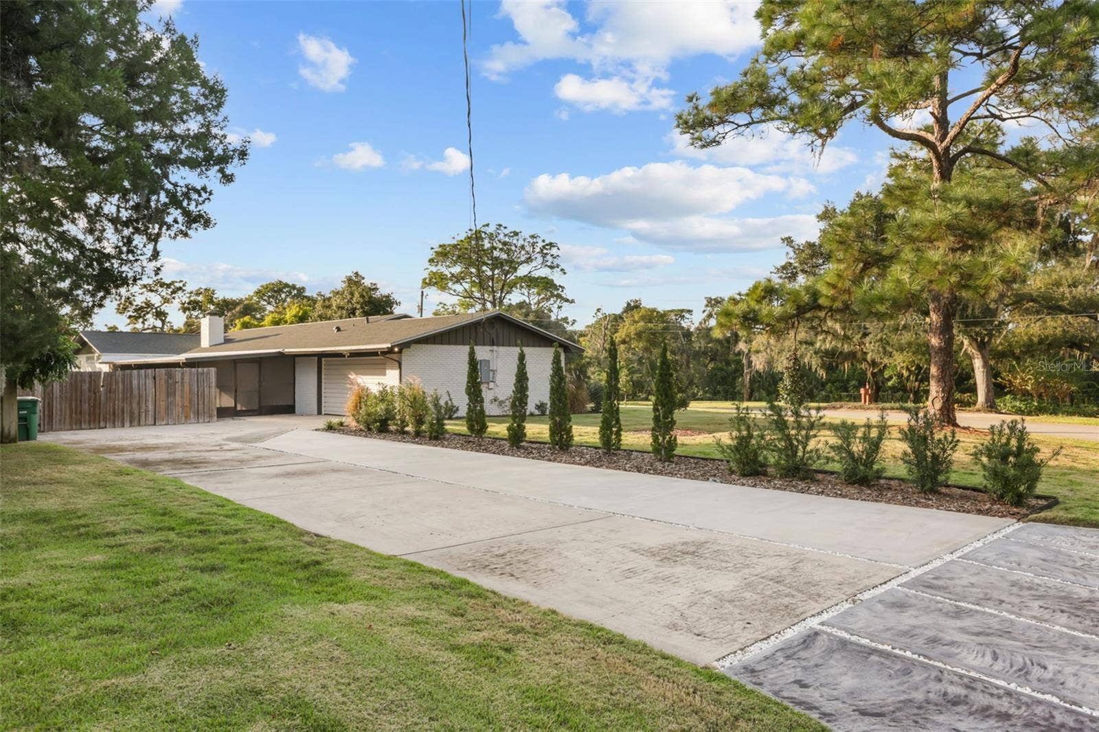 102 LINDA LANE, Lake Mary, FL 32746 102 LINDA LANE, Lake Mary, FL 32746