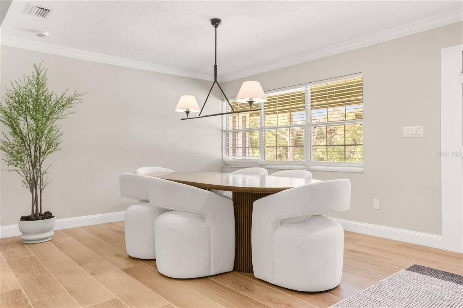 102 LINDA LANE, Lake Mary, FL 32746 102 LINDA LANE, Lake Mary, FL 32746