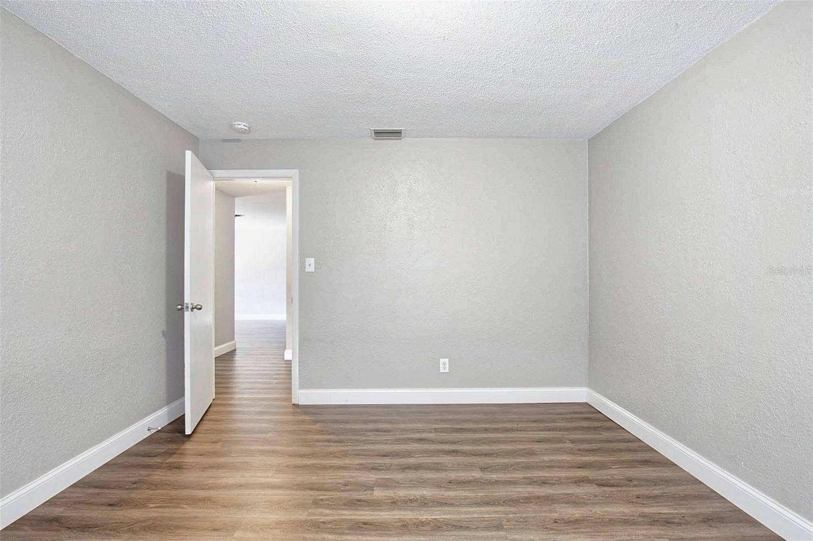 5795 HILLSIDE STREET, Seminole, FL 33772 5795 HILLSIDE STREET, Seminole, FL 33772