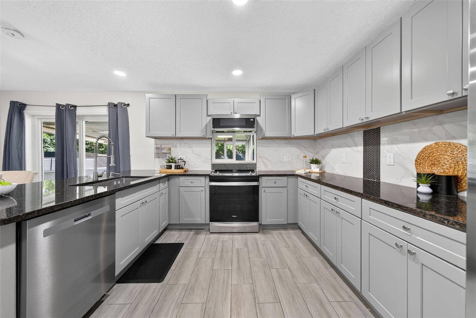 1825 CHILEAN LANE, Winter Park, FL 32792 Kitchen12'x11'