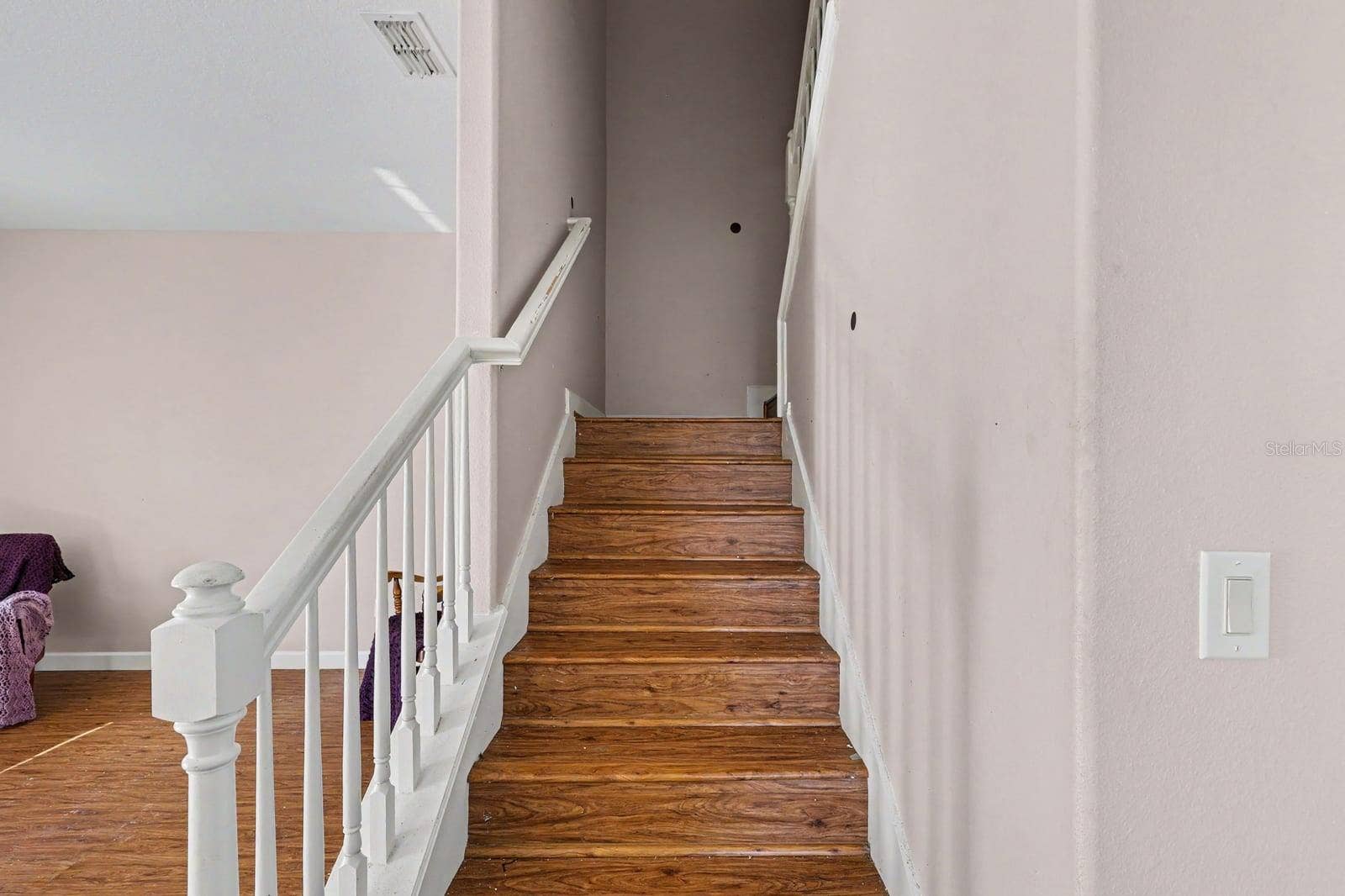 5705 NEW INDEPENDENCE PARKWAY, Winter Garden, FL 34787 Staircase With White Rails & Wood Steps Connects Upper & Lower Levels
