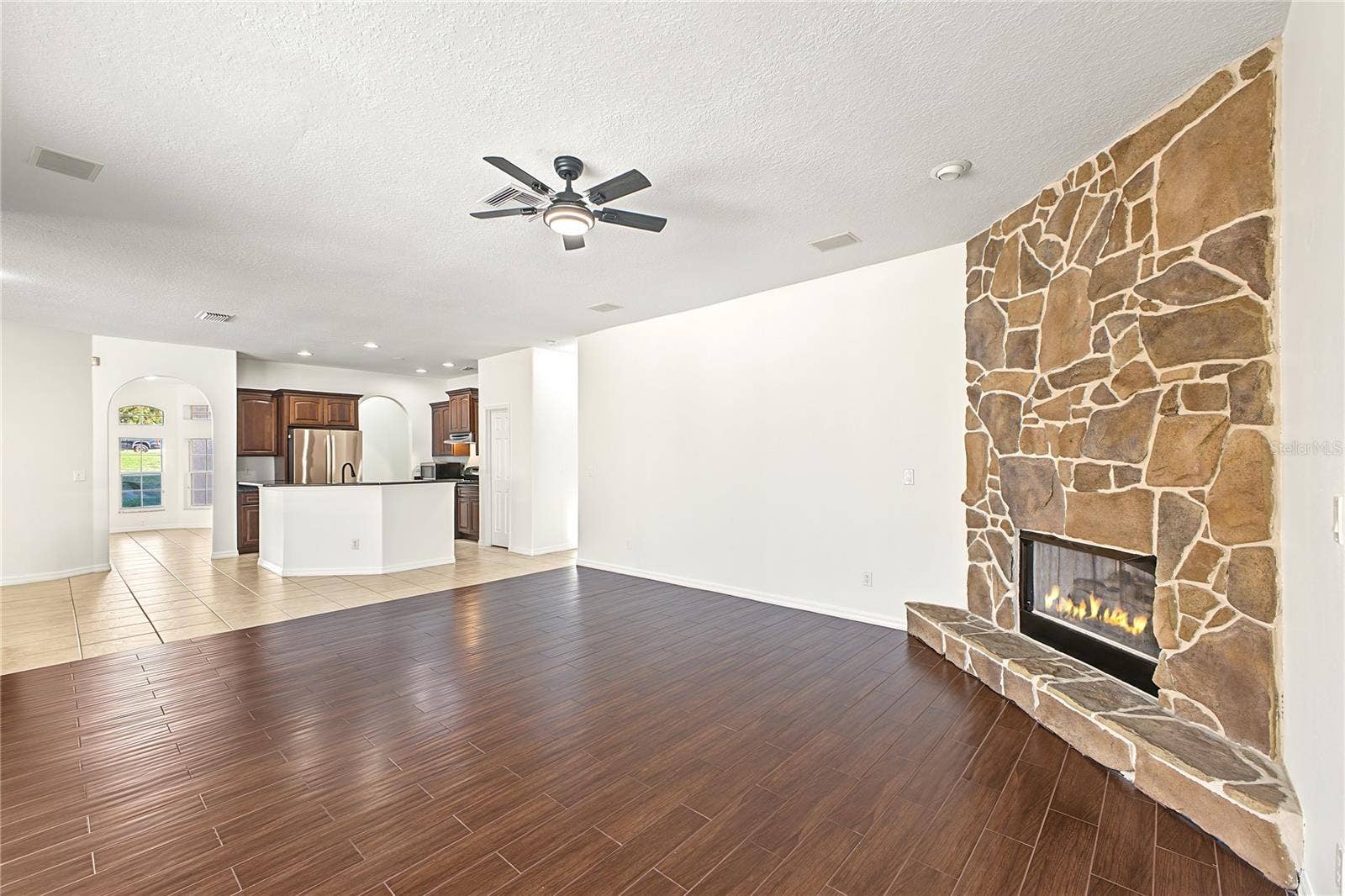 14028 VISTA DEL LAGO BOULEVARD, Clermont, FL 34711 14028 VISTA DEL LAGO BOULEVARD, Clermont, FL 34711
