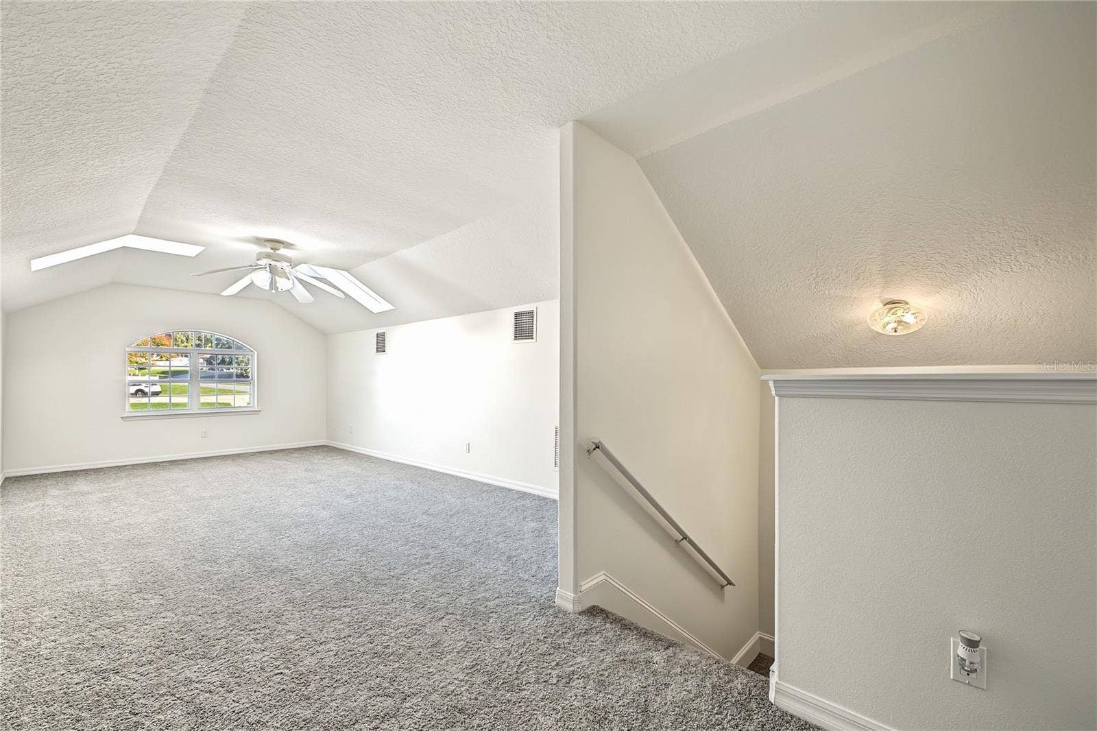 14028 VISTA DEL LAGO BOULEVARD, Clermont, FL 34711 14028 VISTA DEL LAGO BOULEVARD, Clermont, FL 34711