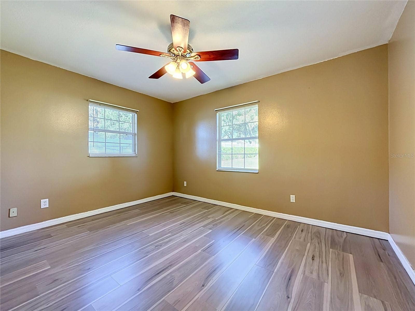 3427 LAKEVIEW DRIVE, Winter Haven, FL 33884 3427 LAKEVIEW DRIVE, Winter Haven, FL 33884