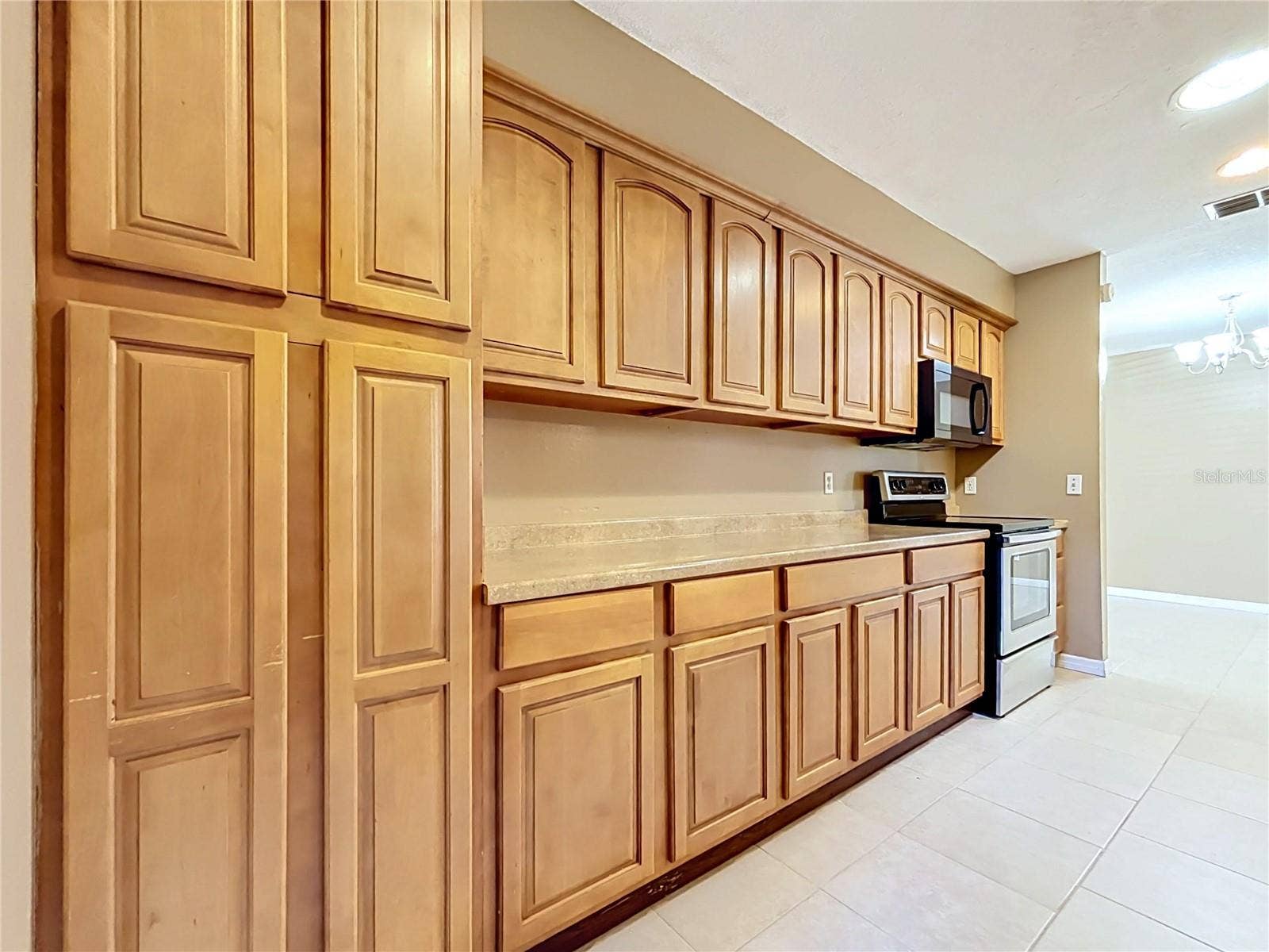 3427 LAKEVIEW DRIVE, Winter Haven, FL 33884 3427 LAKEVIEW DRIVE, Winter Haven, FL 33884