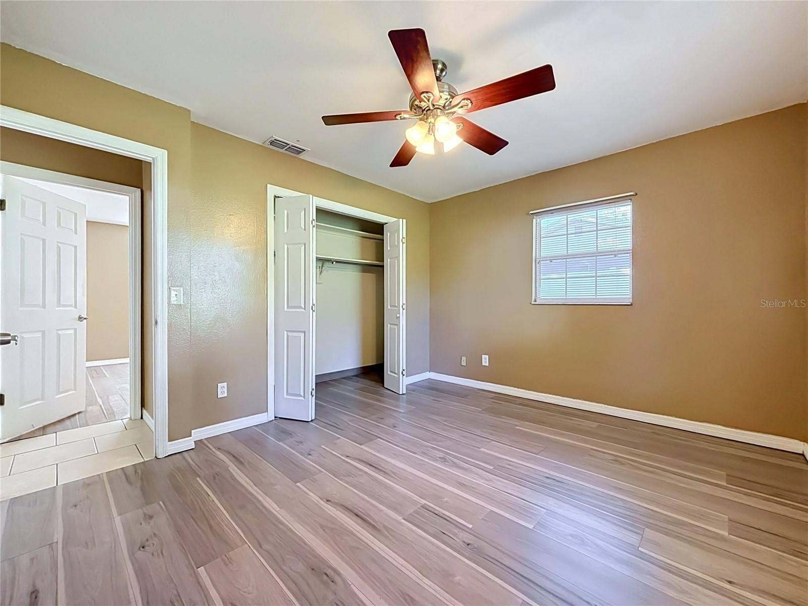 3427 LAKEVIEW DRIVE, Winter Haven, FL 33884 3427 LAKEVIEW DRIVE, Winter Haven, FL 33884