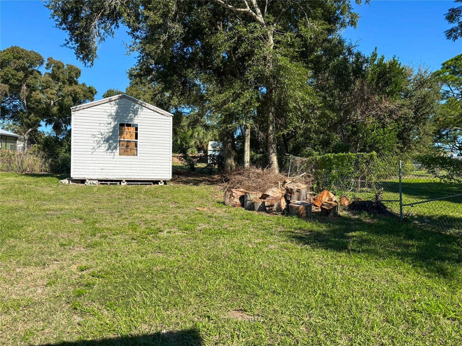 3427 LAKEVIEW DRIVE, Winter Haven, FL 33884 3427 LAKEVIEW DRIVE, Winter Haven, FL 33884