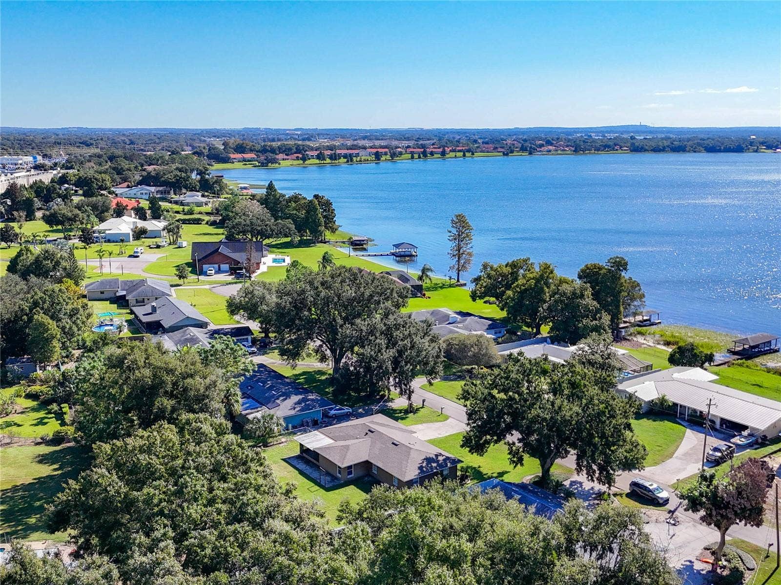 3427 LAKEVIEW DRIVE, Winter Haven, FL 33884 3427 LAKEVIEW DRIVE, Winter Haven, FL 33884