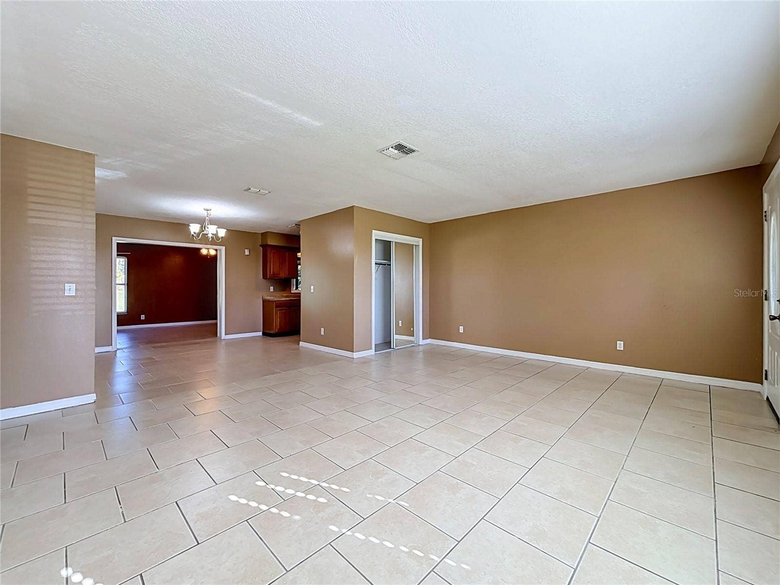 3427 LAKEVIEW DRIVE, Winter Haven, FL 33884 3427 LAKEVIEW DRIVE, Winter Haven, FL 33884