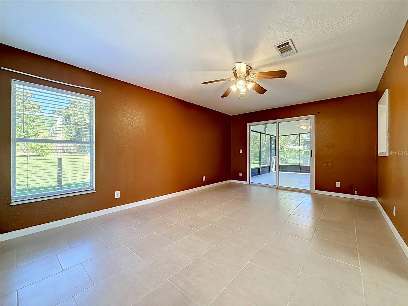 3427 LAKEVIEW DRIVE, Winter Haven, FL 33884 3427 LAKEVIEW DRIVE, Winter Haven, FL 33884